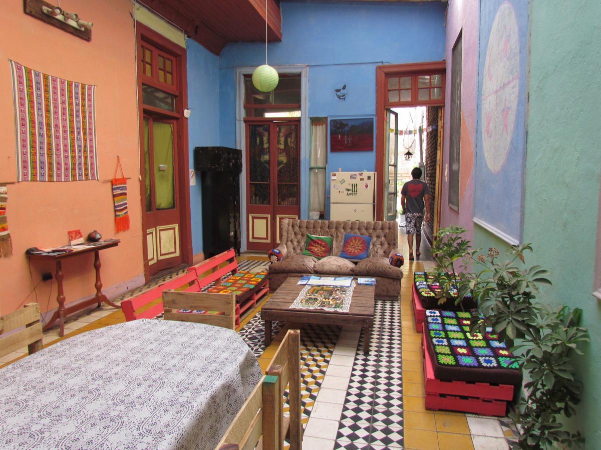 Origenes Hostel Santiago Exterior photo